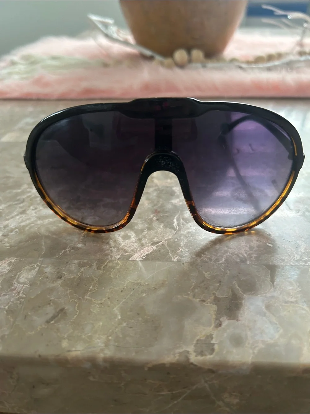 Brand new Oversized Shield Sunglasses in Tortoiseshell and Black